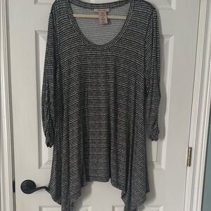 Philosophy Black and White Tunic Top